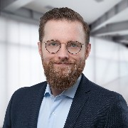 Dr. Dominik Schaefer